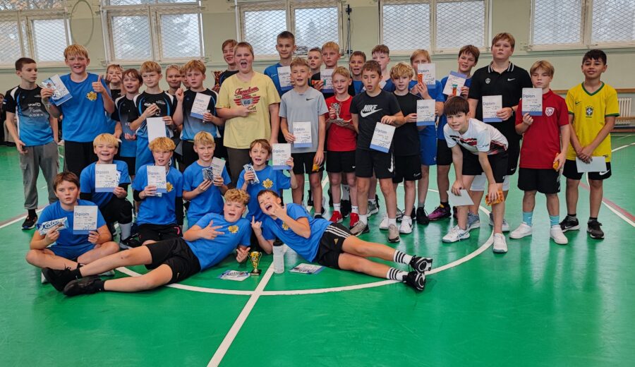 Hansa Kooli võistkonnad näitasid rahvastepalliturniiril tugevat esitust!