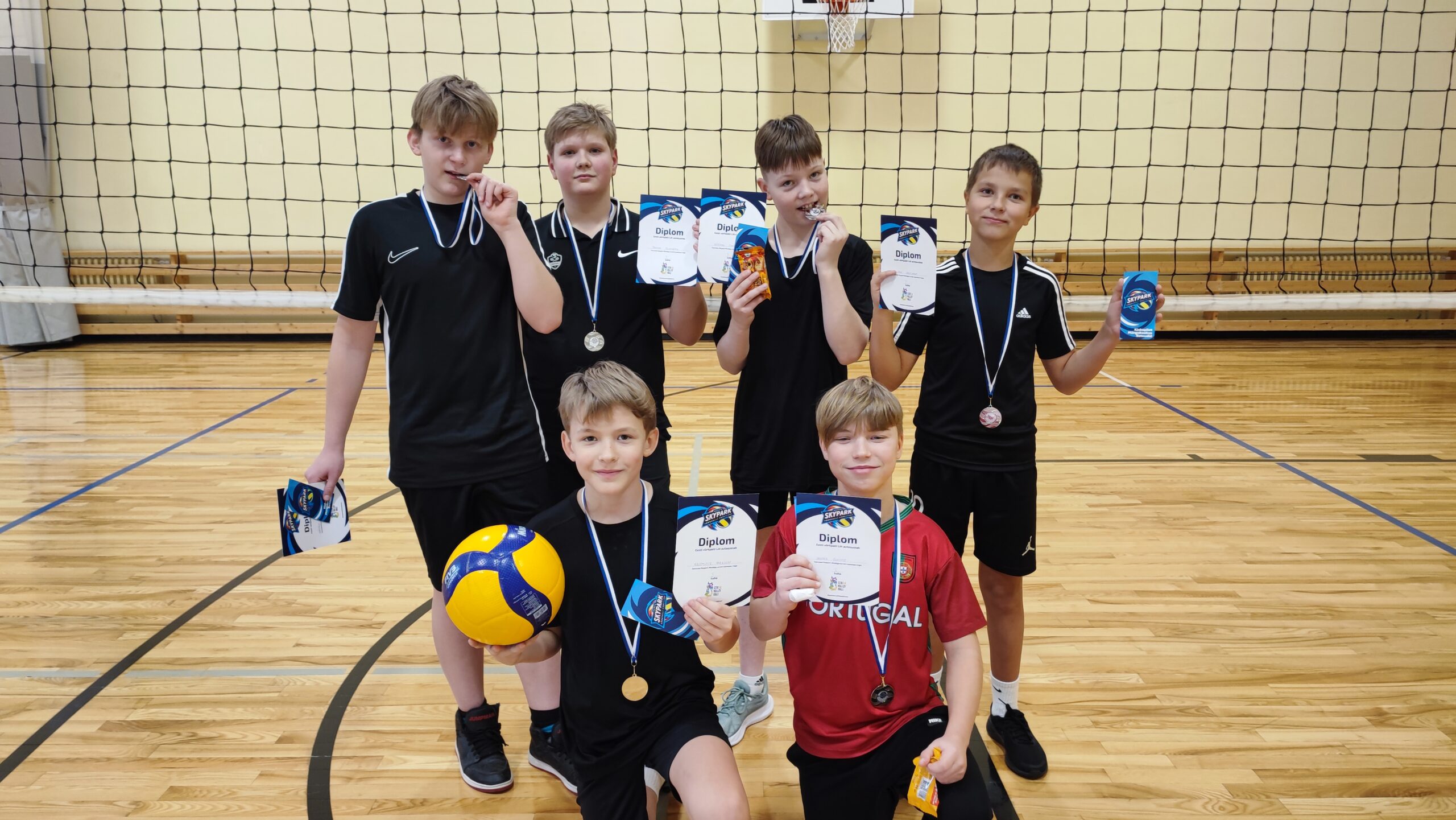 Edu võrkpallivõistlustel